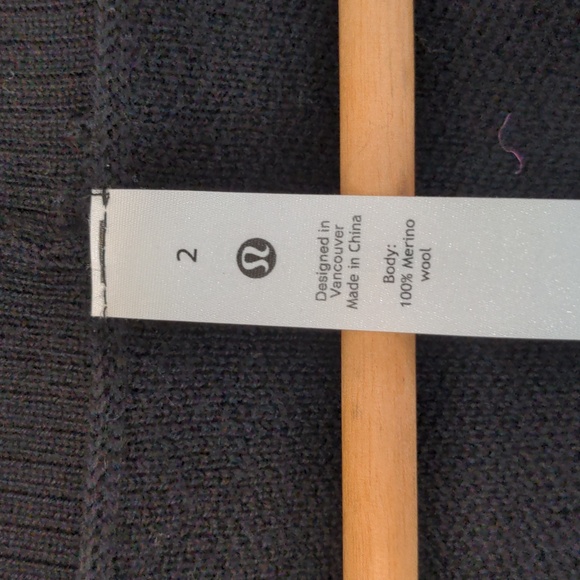 lululemon athletica 100% merino wool honeycomb wrap in black size 2 - Picture 7 of 8